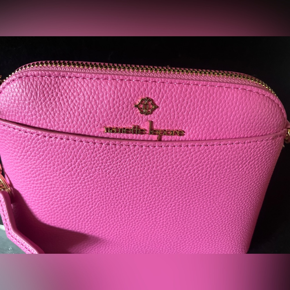 NWOT Nanette Lepore Pink Crossbody Bag with Gold Hardware and mirror keychain - Picture 4 of 9